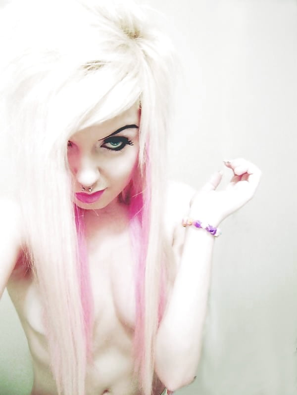 Free sexy emo girls, guy using sybian