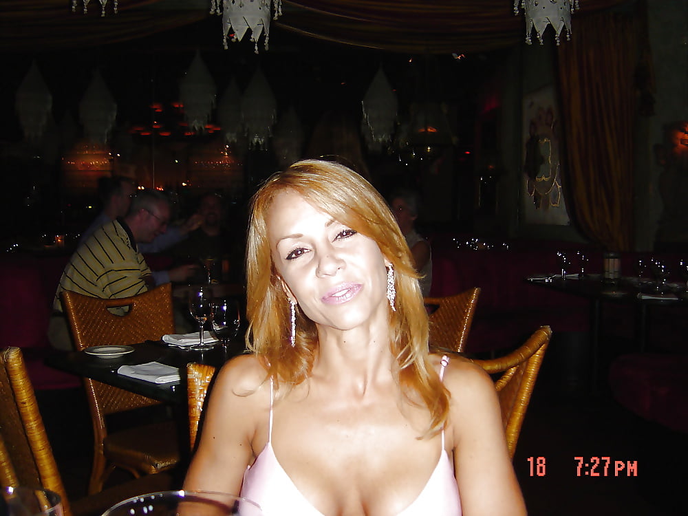 Madura Amadora Casal Loira adult photos