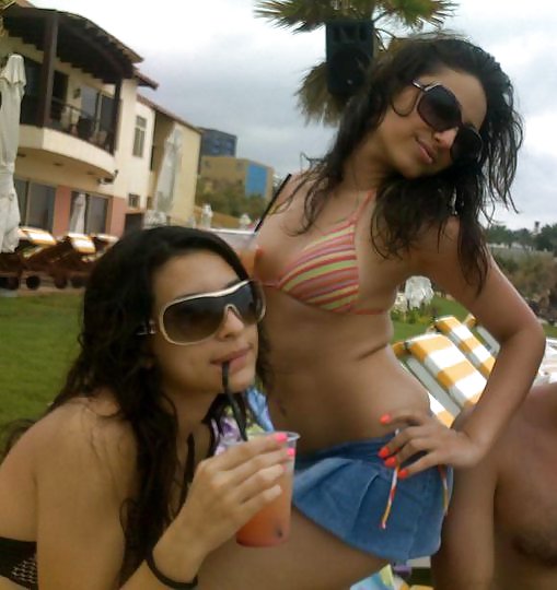 Arab Teenagers adult photos