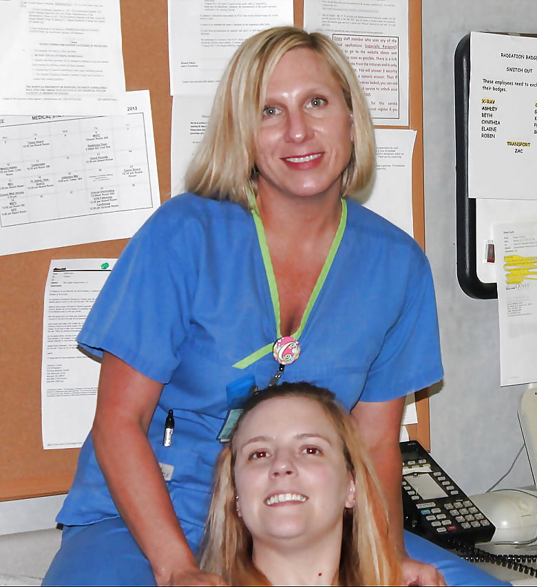 Christie W (1085) adult photos