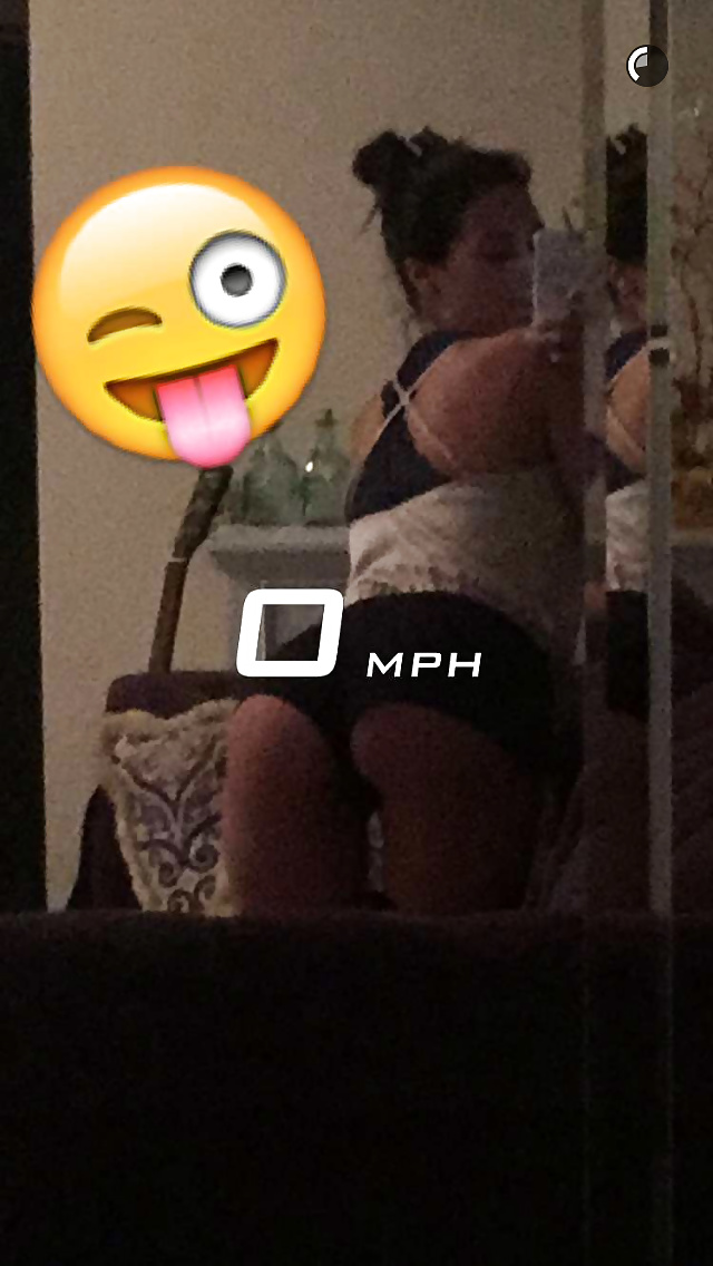 Meufs bonne snapchat coquine adult photos