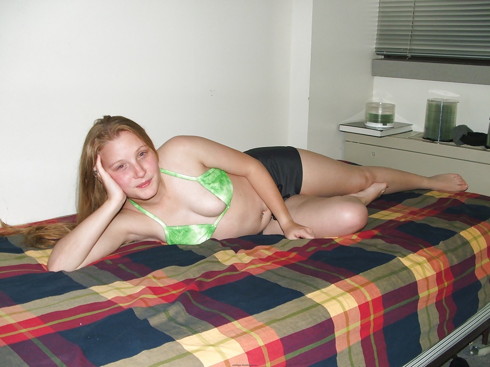 Random hot mix 30 adult photos