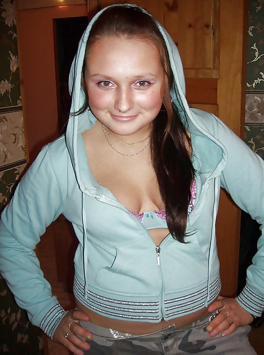 Sexy Teen Cleavage 4 adult photos
