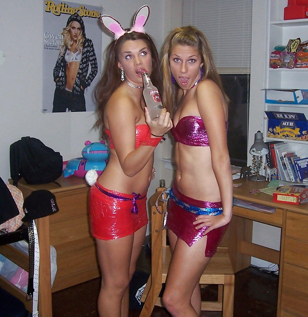 party Girls Erotica 8 By twistedworlds adult photos