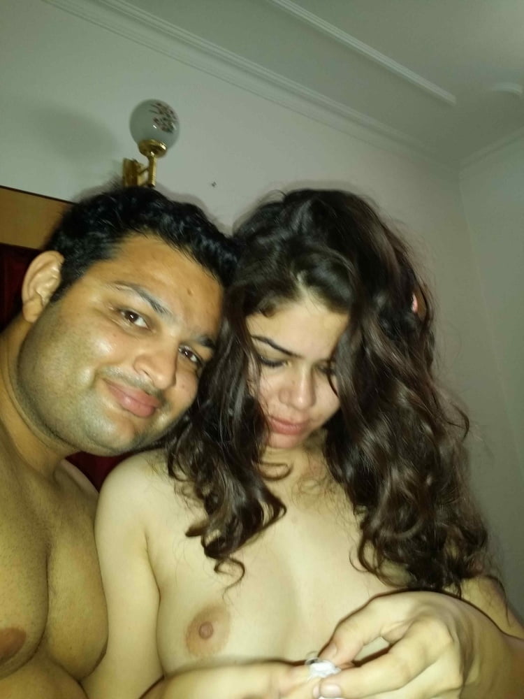 750px x 1000px - Sexy pakistani couple Porn Pics, Sex Photos, XXX Images - Refedbc