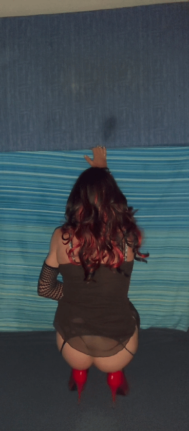 Brown dress squatting x