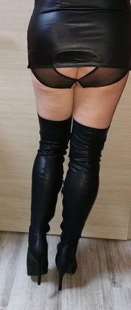 im nuttenoutfit will ich wieder gefickt werden         