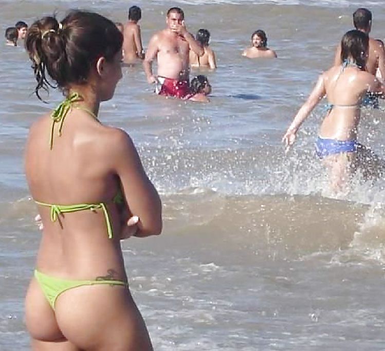 bikini asses2 adult photos