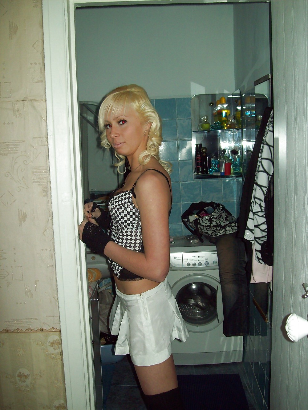 Wer hat mehr? who has more? adult photos