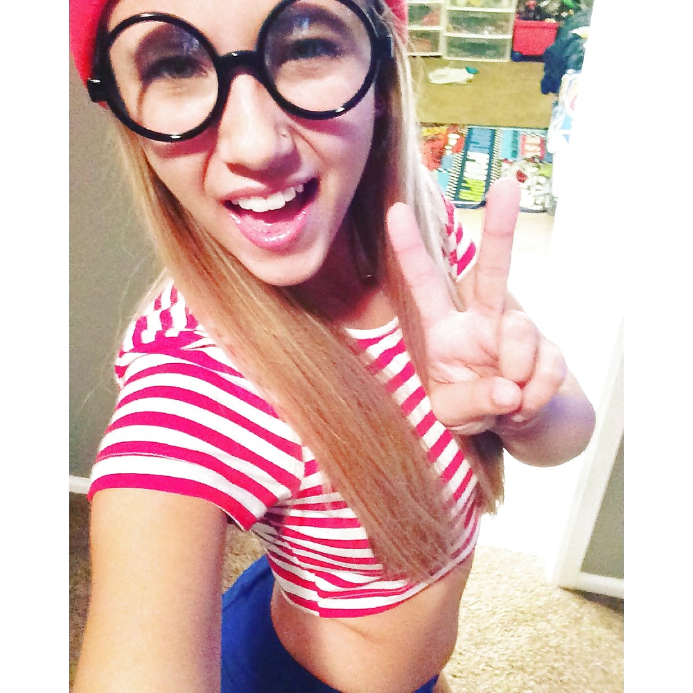 Blonde College Party Girl adult photos