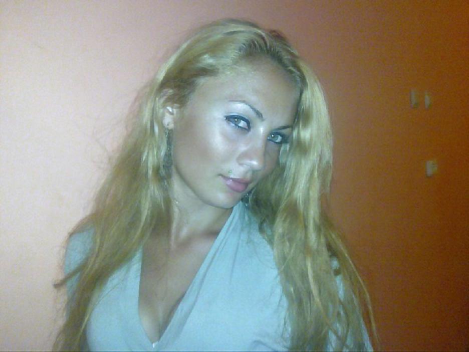 Romanian girl: luci adult photos