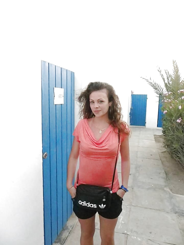 PATRICIA 20S FRANCO TUNISIENNE adult photos