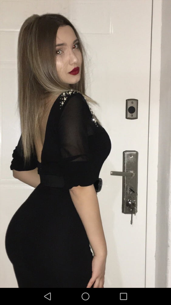 Arsovska photo #324238117