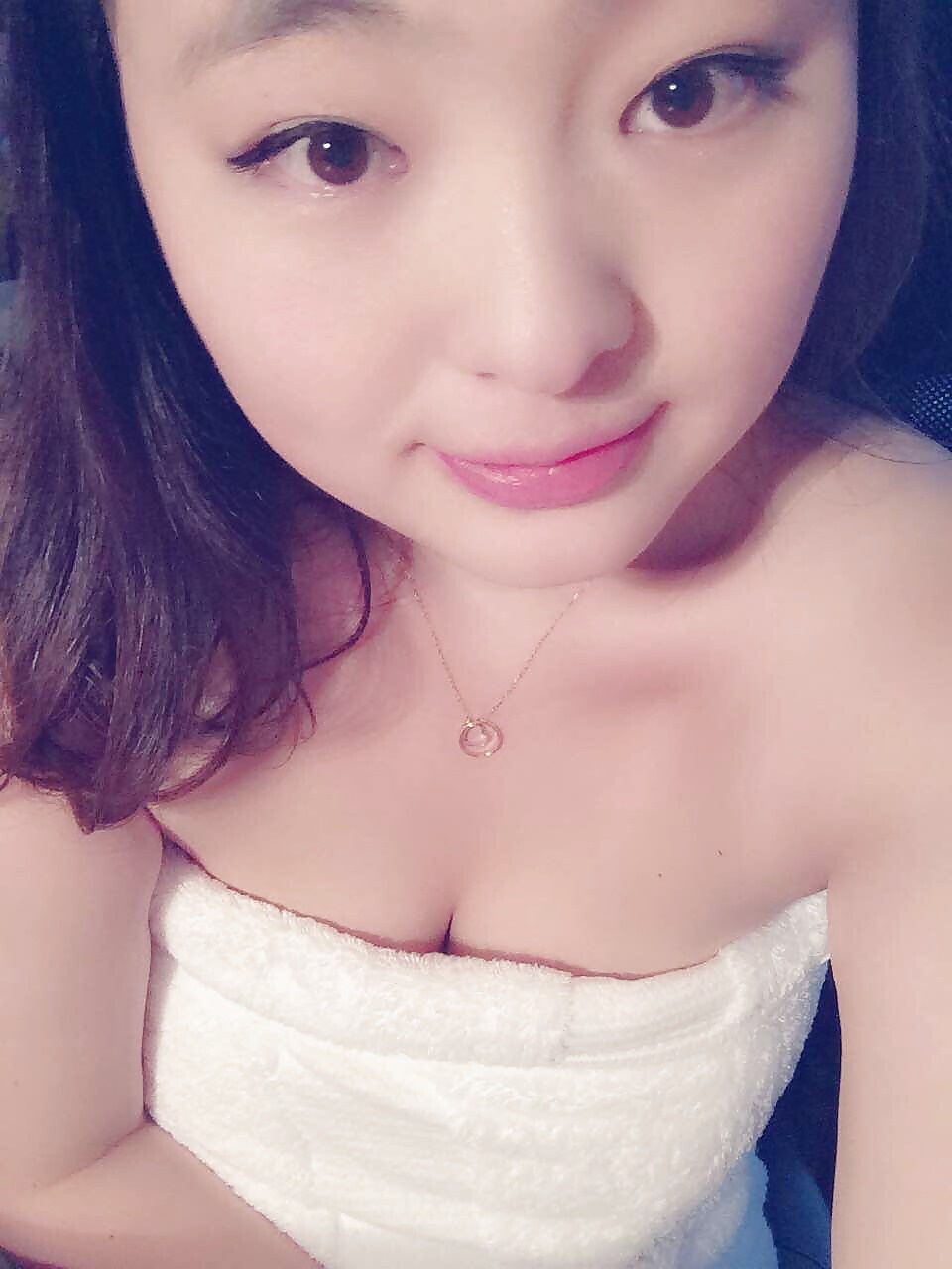 Chinese friend after bath adult photos