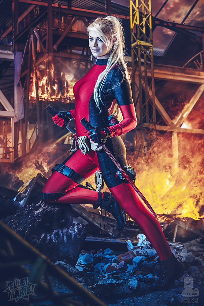 Lady Deadpool Cosplay adult photos