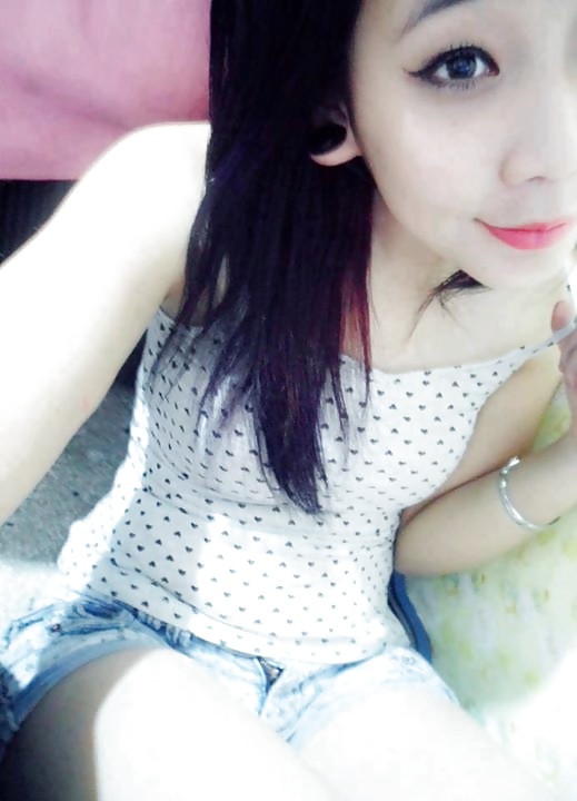 Petite Girl adult photos