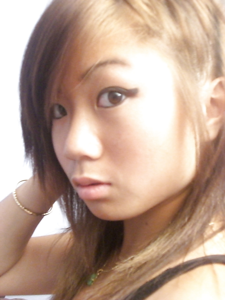 A Day of a Lovely Asian Girl. adult photos