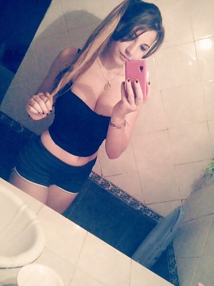 Teen slut Milena adult photos