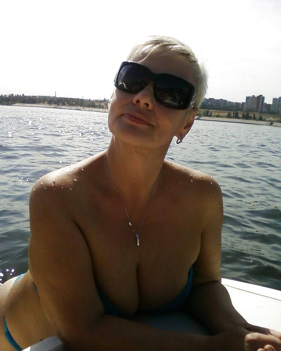 Marures and Milfs Vol.12 adult photos