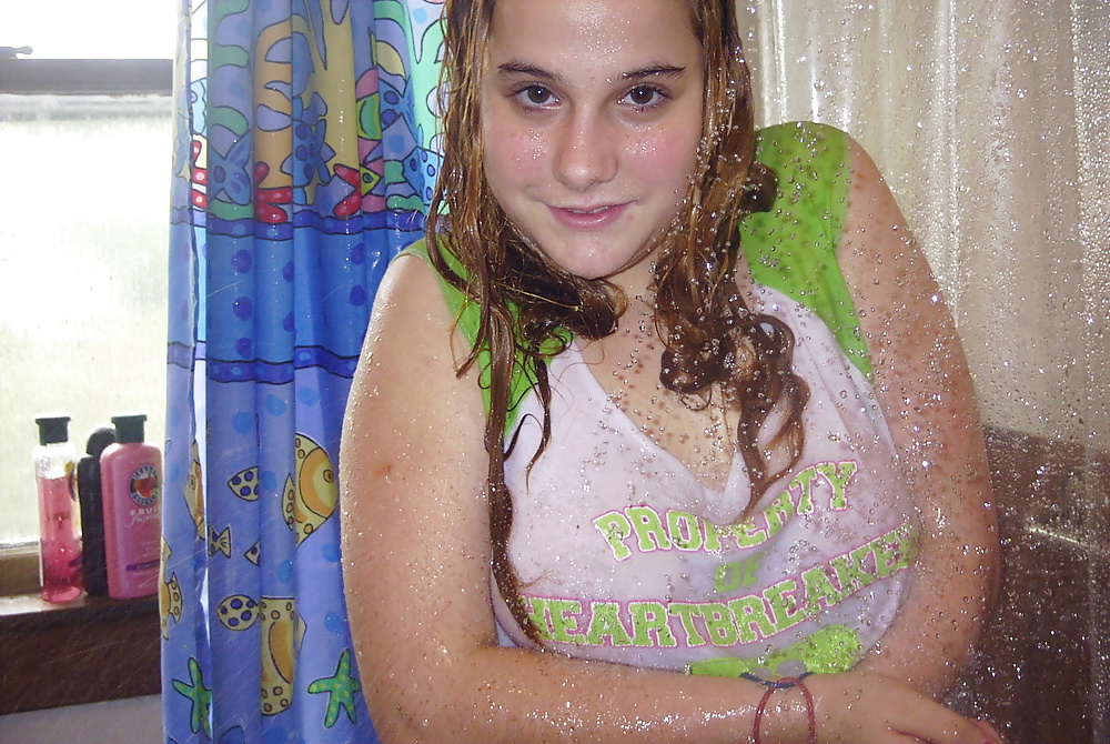 Chubby teen Rose shower fun adult photos