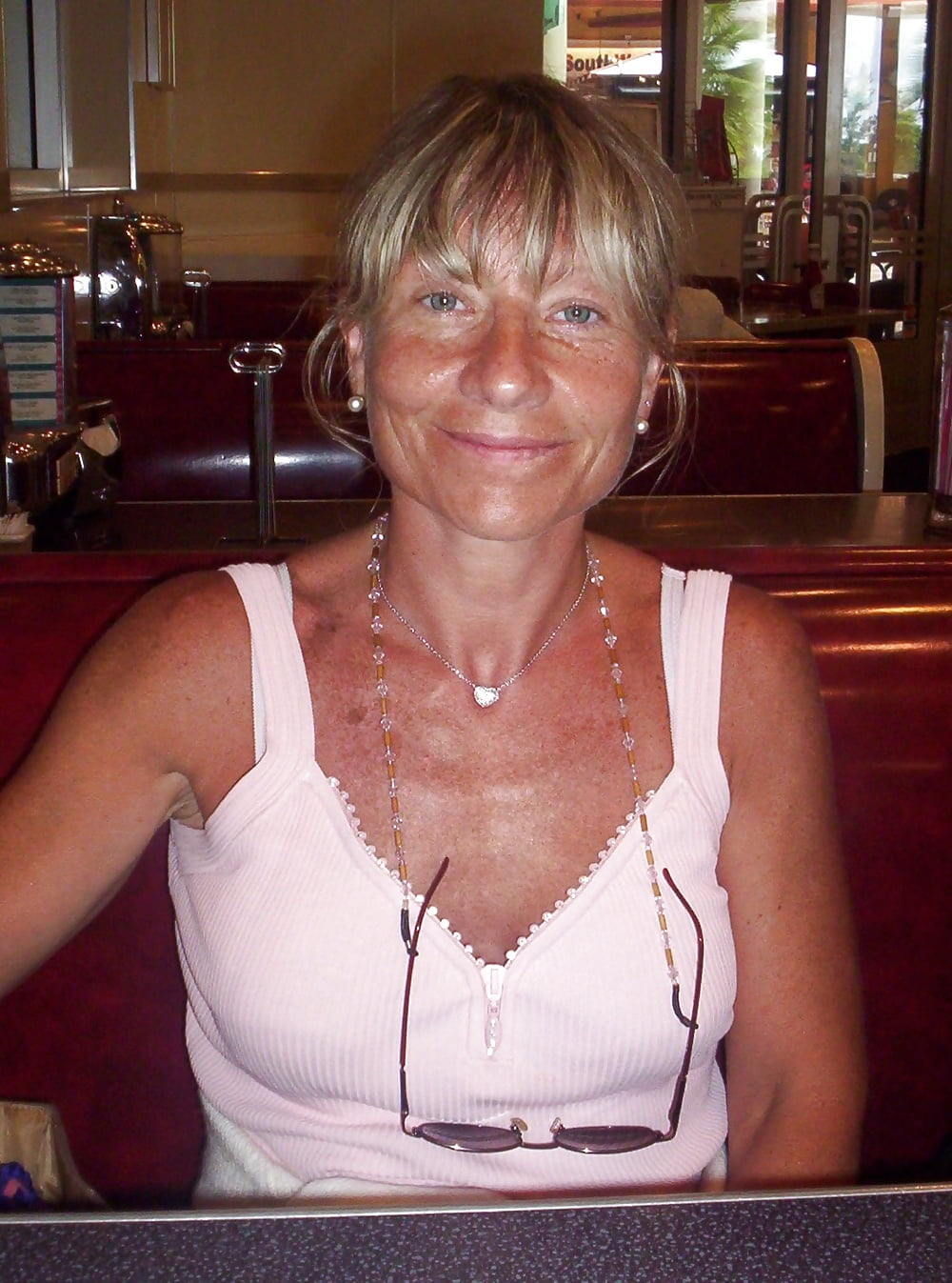 Mature milf in casual life adult photos