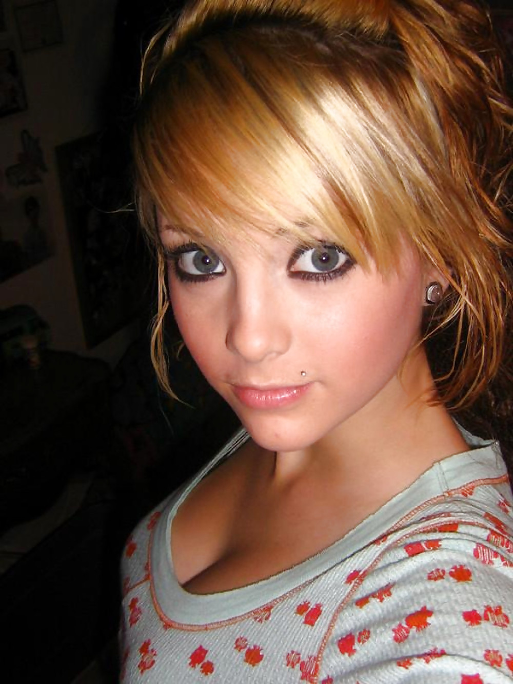 pretty girls adult photos