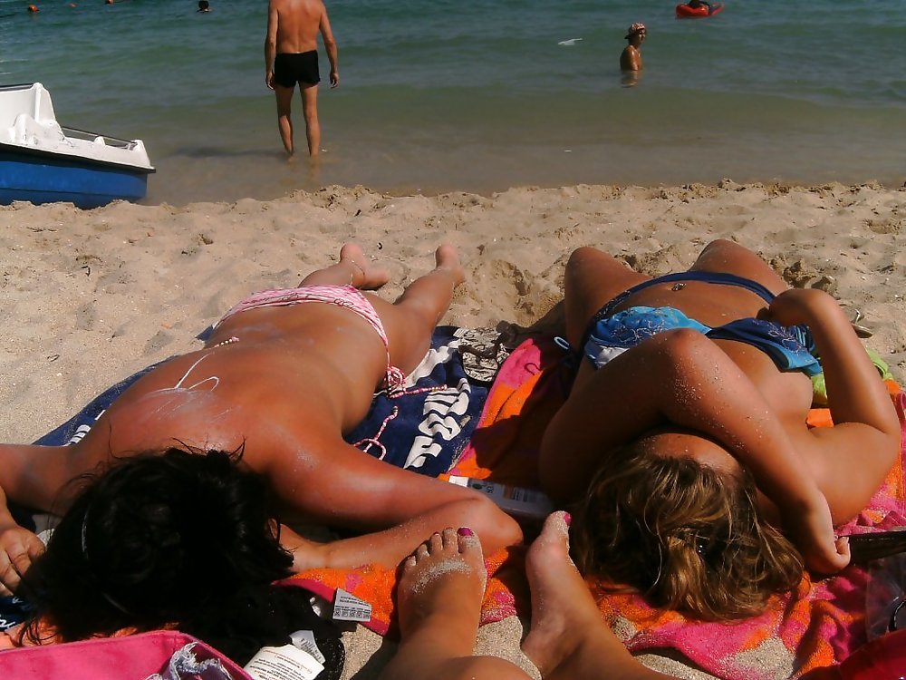 Bikini Amateurs #3 adult photos