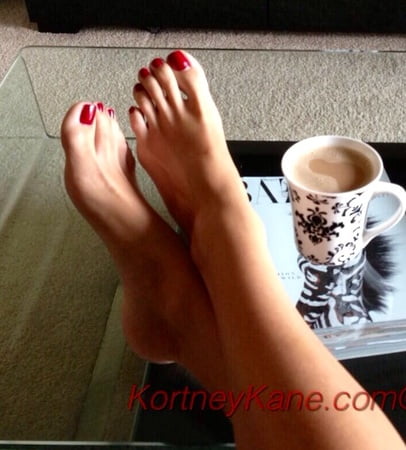 Kortney Kane Footjob - Kortney Kane's feet - 30 Pics | xHamster