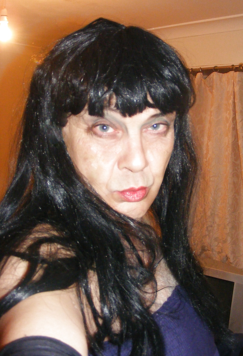 crossdresser adult photos