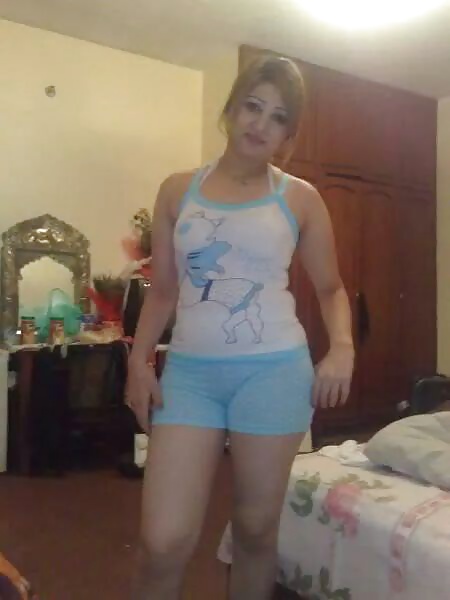 arab girls 14 adult photos