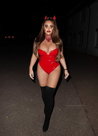 lauren goodger         