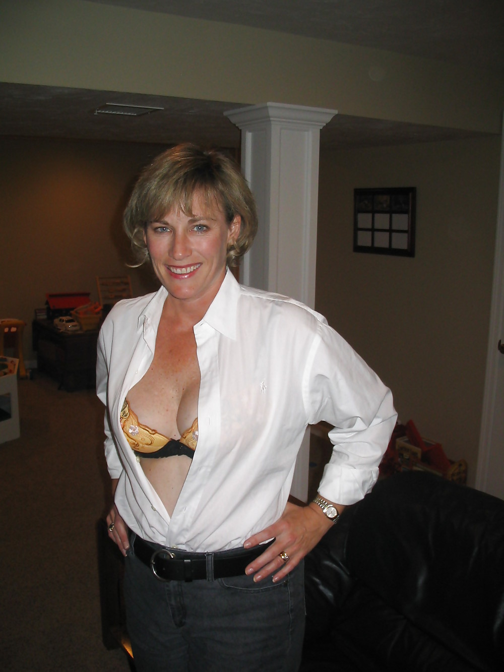 Milf 749 adult photos