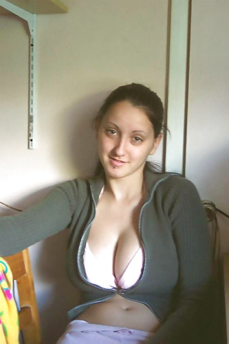 No Nude GFs II adult photos