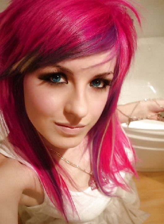 Emo Girls adult photos