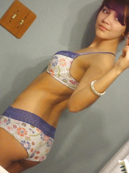 Sweet Amateur Teen - Who knows more pics? adult photos