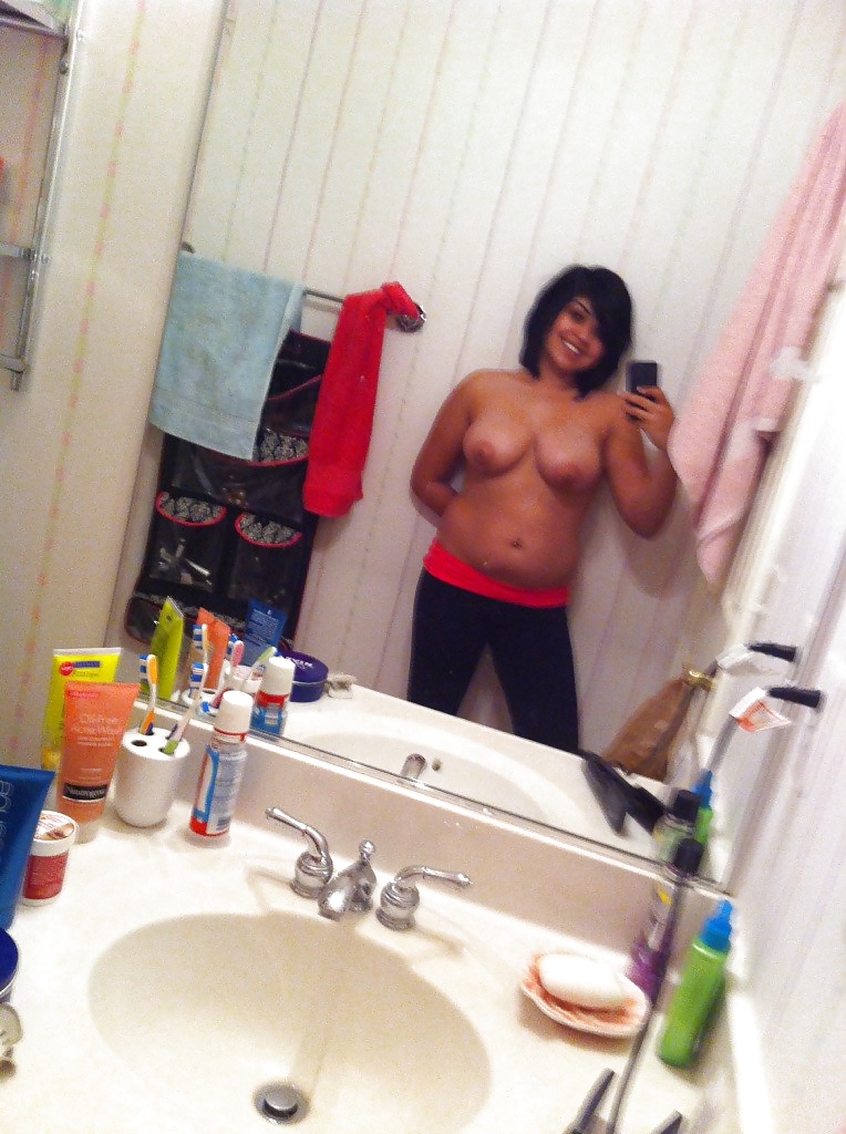 Silly Chubby Teen Bitch Selfies adult photos