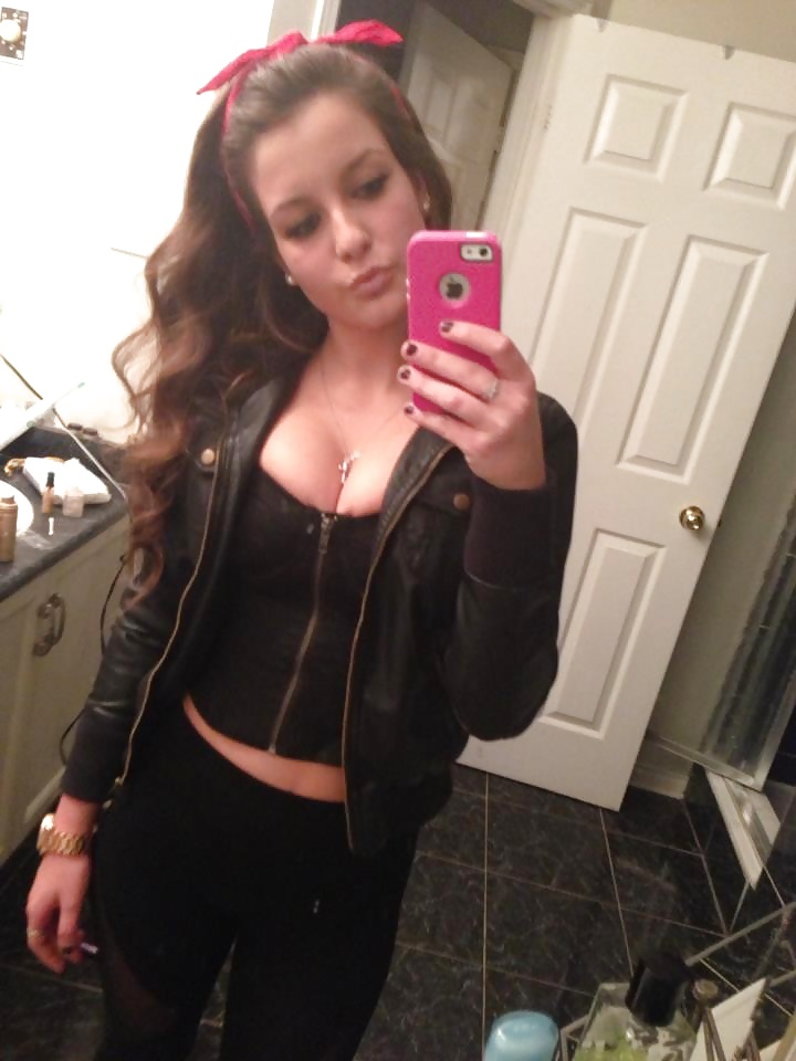 Anna goes on holidays adult photos