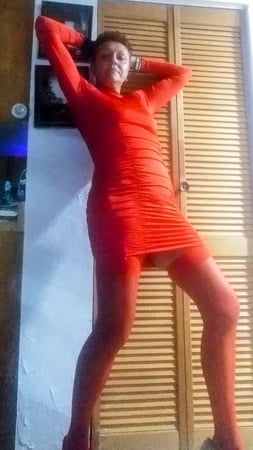 who is the lady in red cleanjean red lingerie that is         