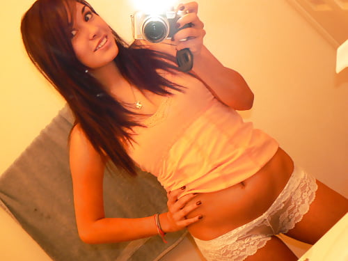 Selfie Huren adult photos