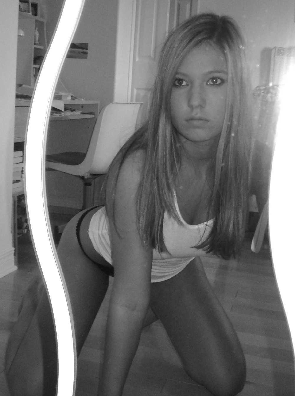 Brittney. 20.year-old adult photos