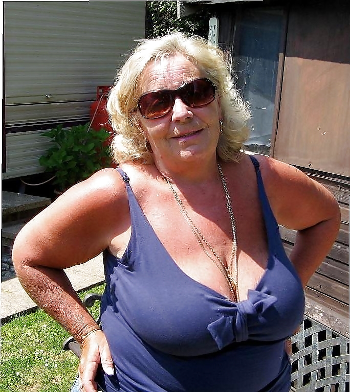 oma mix dies und das 2 adult photos
