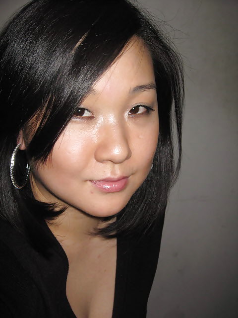 Asian...who is she? adult photos