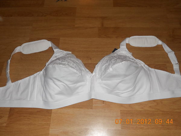 new bra and pantygirdle adult photos