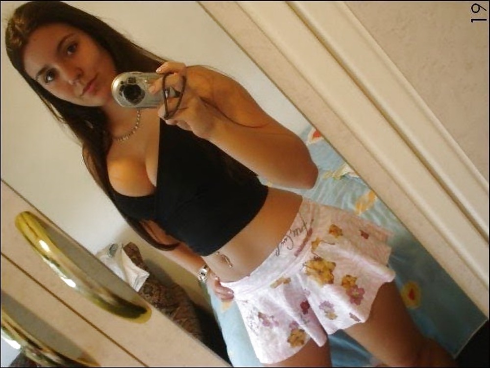 Sexy Friend Vol. 100 adult photos