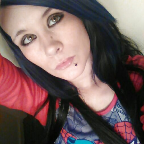 Sexy Emo Zackie adult photos