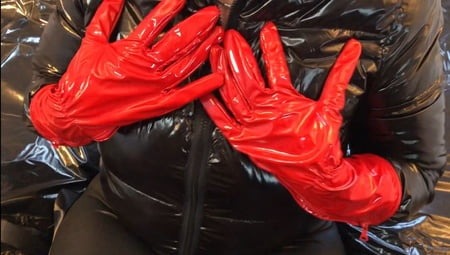 high heel sandals and leggings         