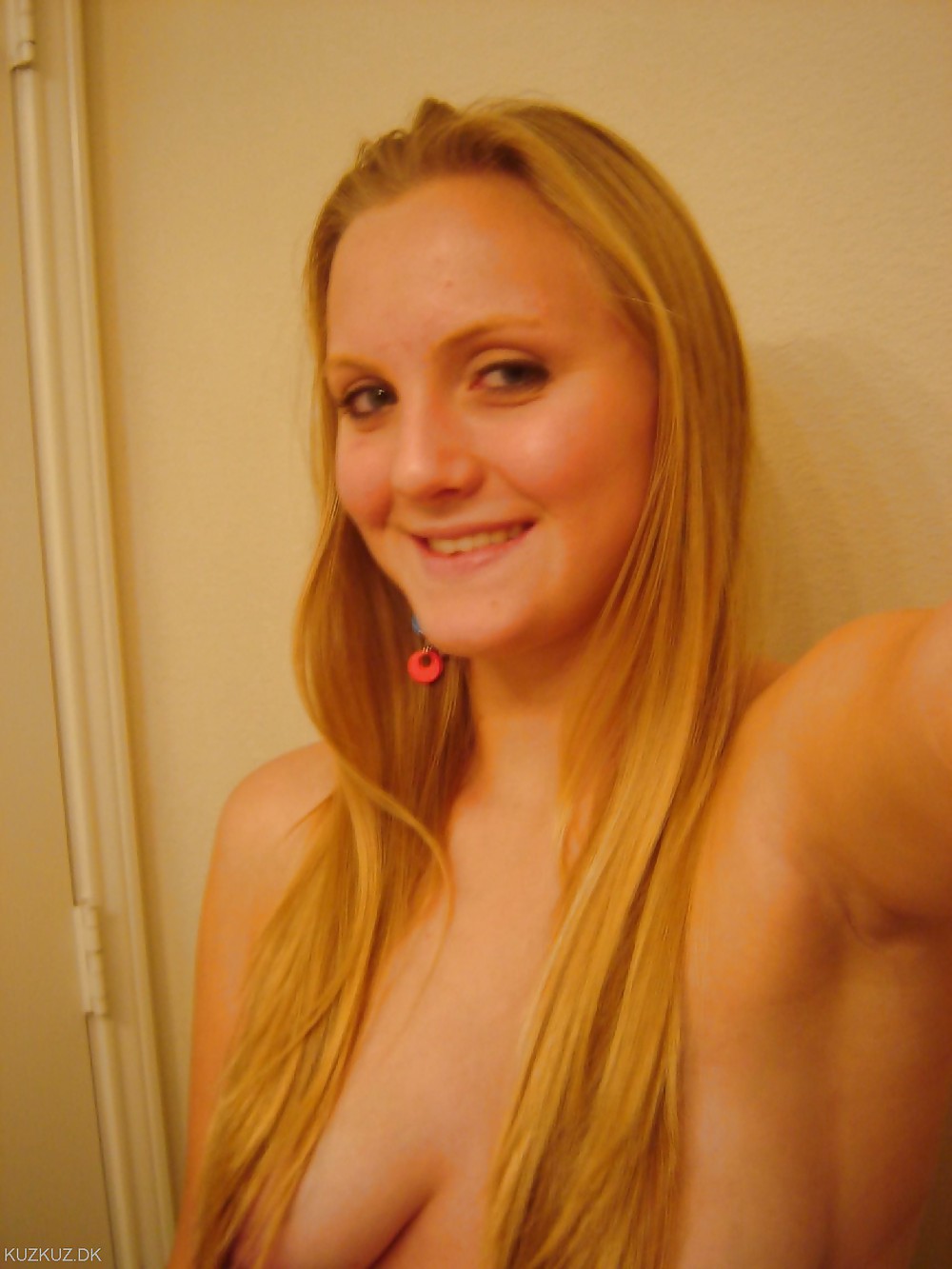 Teen Busty 2 adult photos