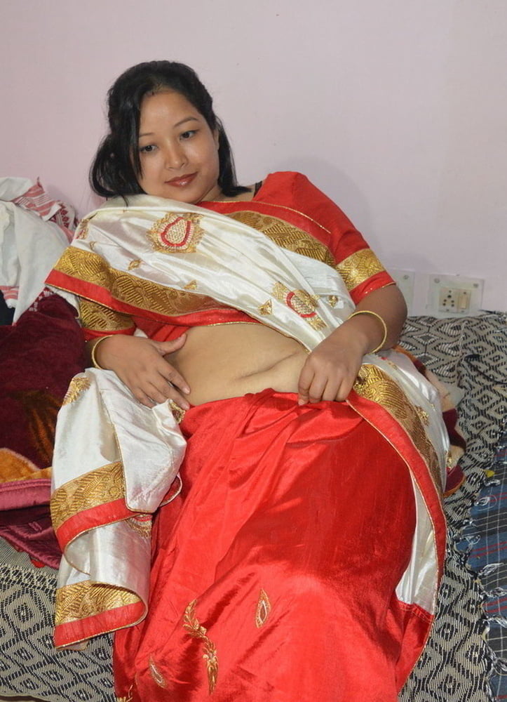 Assamese Beauty Parlor Porn Video - Erotic Sex Pics of desi famous assamese beautiful lady