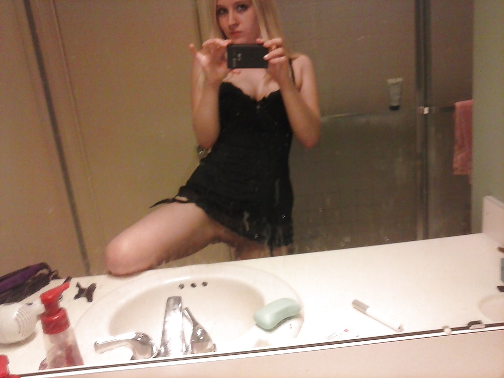 Casey Kientz nude adult photos