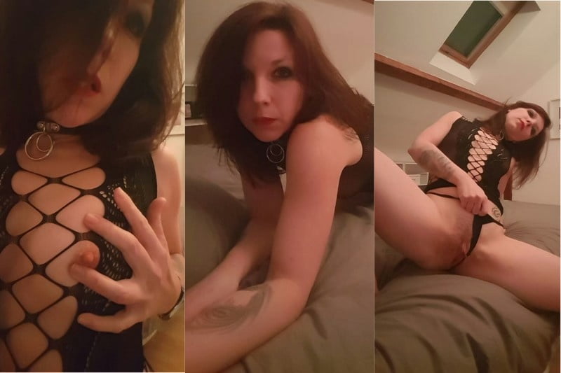 Jolie brunette - 25 Photos 